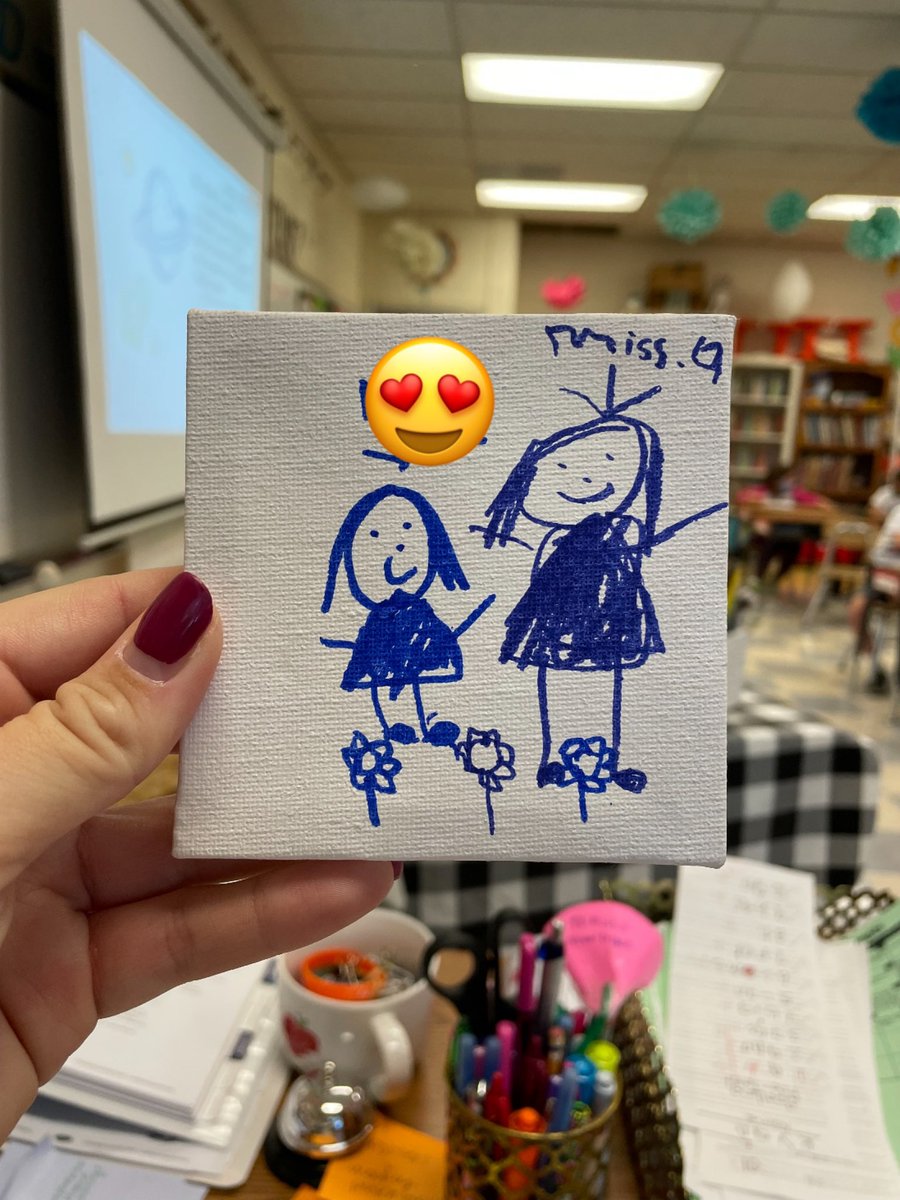 MissGallagher5's tweet photo. My students sure know how to brighten my day!! #Dg58Pride 😃💕 https://t.co/kl4uBnGxGJ