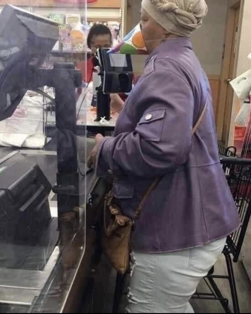 GoatedGarrett's tweet photo. Never forget what grocery shopping was like in March of 2020 😭 https://t.co/eZhmCTTfat