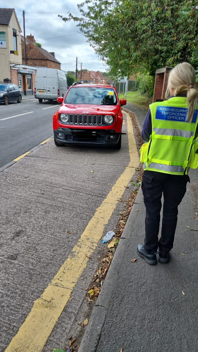 GreatDawley's tweet photo. Thank you to @TelfordWrekin Neighbourhood Enforcement Officers for keeping check in #GreatDawley- Abandoned vehicles registered, damaged bollards, unauthorised parking, littering & keeping an eye on our families on the school run #TelfNEO https://t.co/FWpdkfymnb