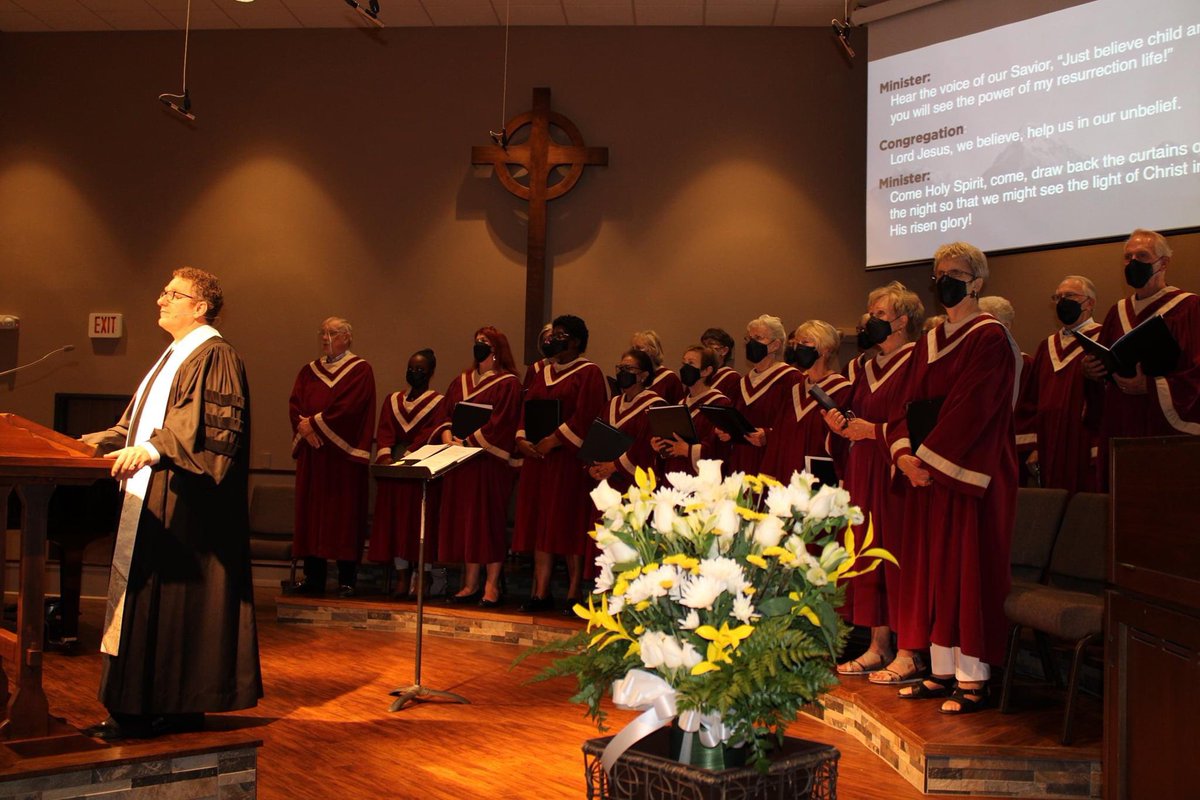 CpcGoodyear's tweet photo. We re-dedicated the newly renovated Sanctuary this past Sunday &amp; recognized the work Gene Howard &amp; Ricardo Lopez undertook. Dr. David Wilson's vision of a Sanctuary with hardened floors and an organ installed was realized. We give God praise! #cpcgoodyear #ecochurch https://t.co/UTLMrh5AKy