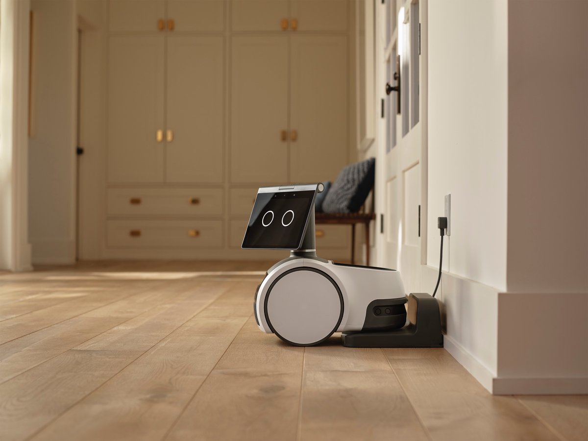 Left: Tesla Bot

Right: Amazon’s Astro bot