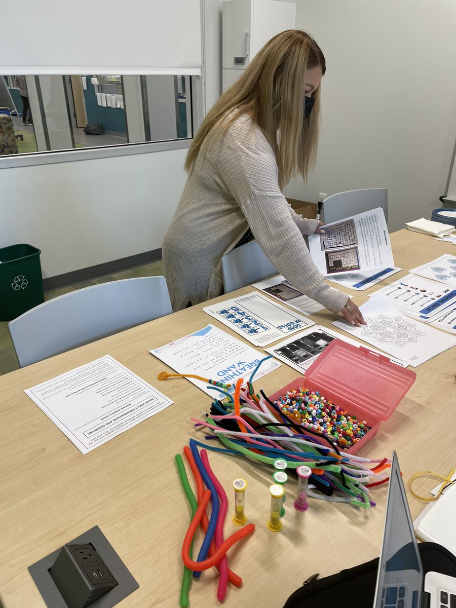 Spending the day @SanchezAISD sharing some bagels and Peace Area resources with staff. 

BIG shoutout to <a href="/wholybagelatx/">wholybagel</a> for your generous donation! <a href="/AISD_SEL_CPI/">Austin ISD SEL and CP&I</a>