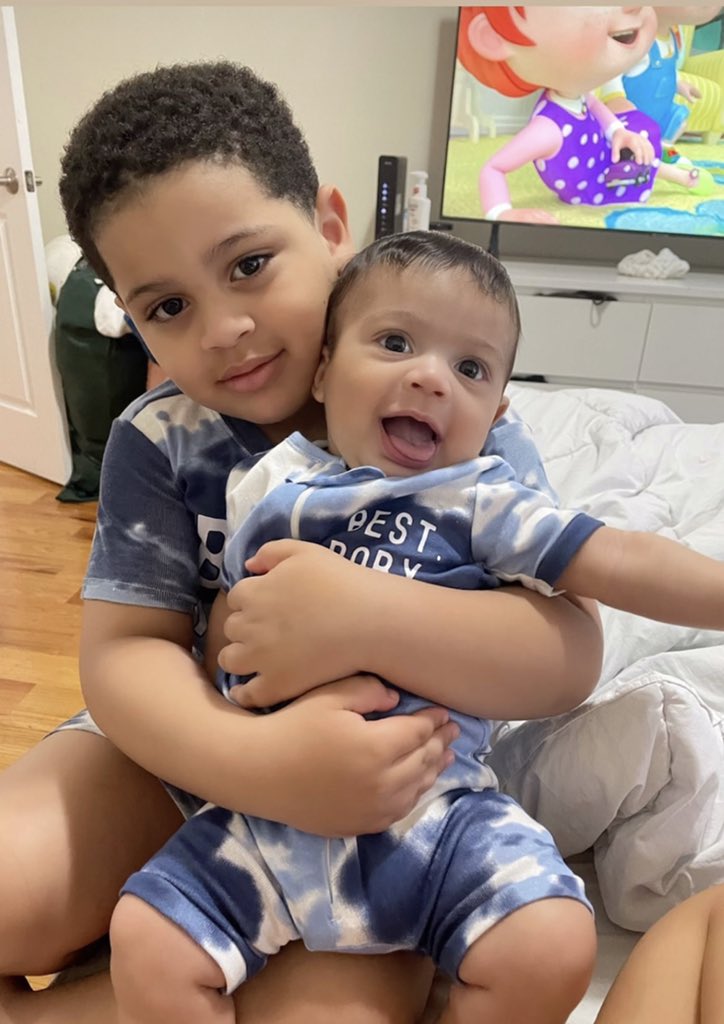 _amrmor's tweet photo. Life update: health, wealth , 2 kids , family over everything 💙 #Boymom #Reese #Malachi https://t.co/MBl8Sm5Wdw