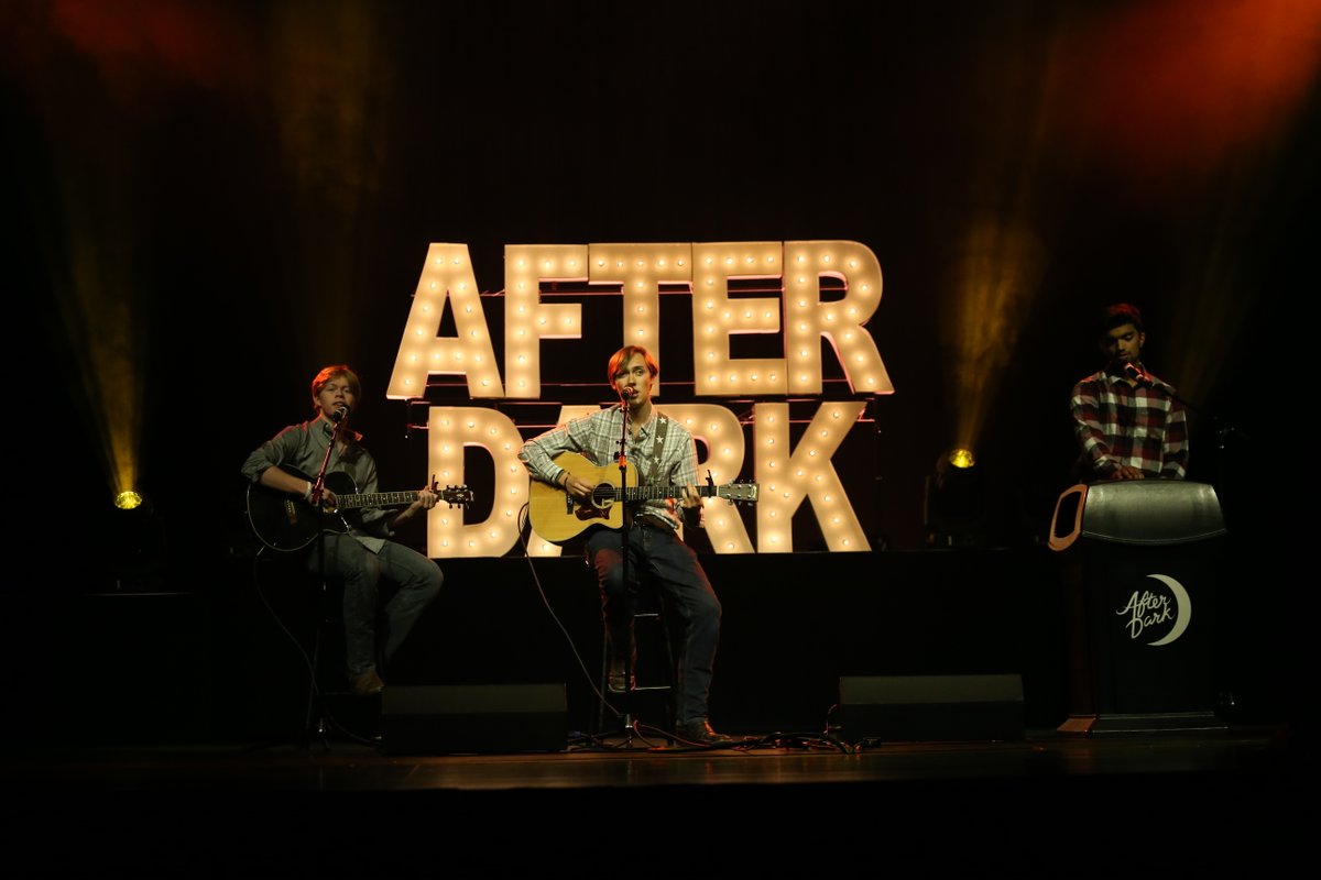beabaylorbear's tweet photo. One of our favorite Family Weekend traditions is After Dark, an event that showcases talents of Baylor students of all ages! Whether you’re a dancer, a singer, a comedian or a juggler, there’s a place on the Baylor stage for you! #WhyBaylor #BU26 https://t.co/6zDAcXkpAt