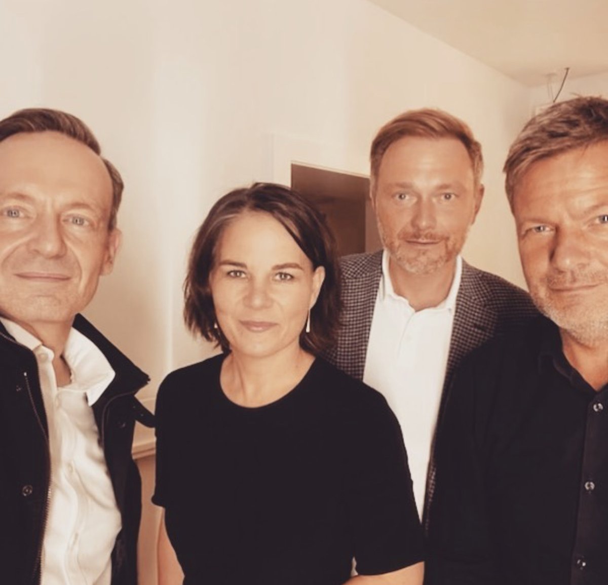 shortymatic's tweet image. Remember Silbermond? This is them now. Feel old yet?