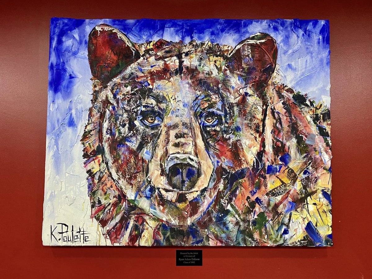 LRBearsClub's tweet photo. The Bears Club would like to thank @KentPaulette for this beautiful painting he generously donated to our boardroom. This bear canvas adds an incredibly beautiful centerpiece for the wall space. This painting was donated by Kent in memory of Ryan Adam Erikson (Class of 2002). https://t.co/V23mJToTwf