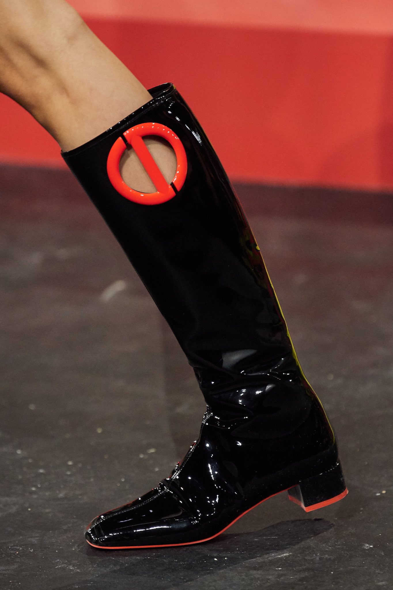 🍸 on X: Boots @ Dior Spring 2022 RTW  / X