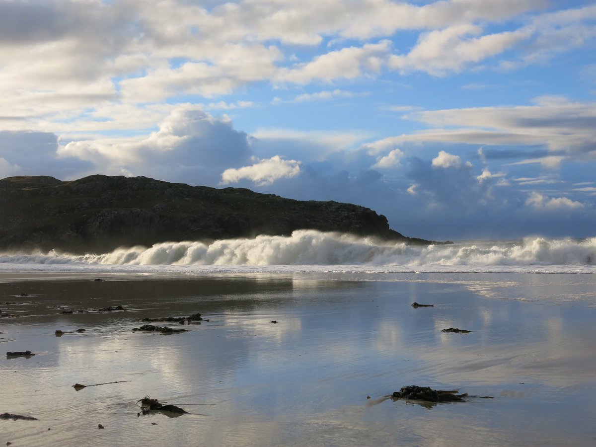 McJax's tweet photo. Between the rain showers this is an incredibly beautiful place 🏴💜 @OuterHebs #GreatBernera #Dalmore #Dalbeg #IsleofLewis https://t.co/MNYLtkYzRz
