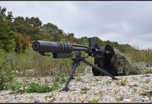 Cyberspec1's tweet photo. #SerbianArmy #BlackLance
2/ Few pics showing some of the details of the Black Lance 20mm rifle. It's going to be officially presented during an arms exhibition in #Belgrade from Oct 11 -14
Source: https://t.co/iUn9f53HRJ https://t.co/ALaqv6tTFh