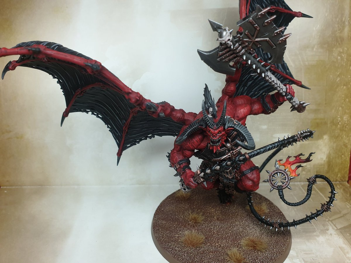 RotateThatFish's tweet photo. The mighty Bloodthirster is complete! #warmongers #warhammercomunity #warhammer40k #BFTBG https://t.co/1DxSvoWRzv