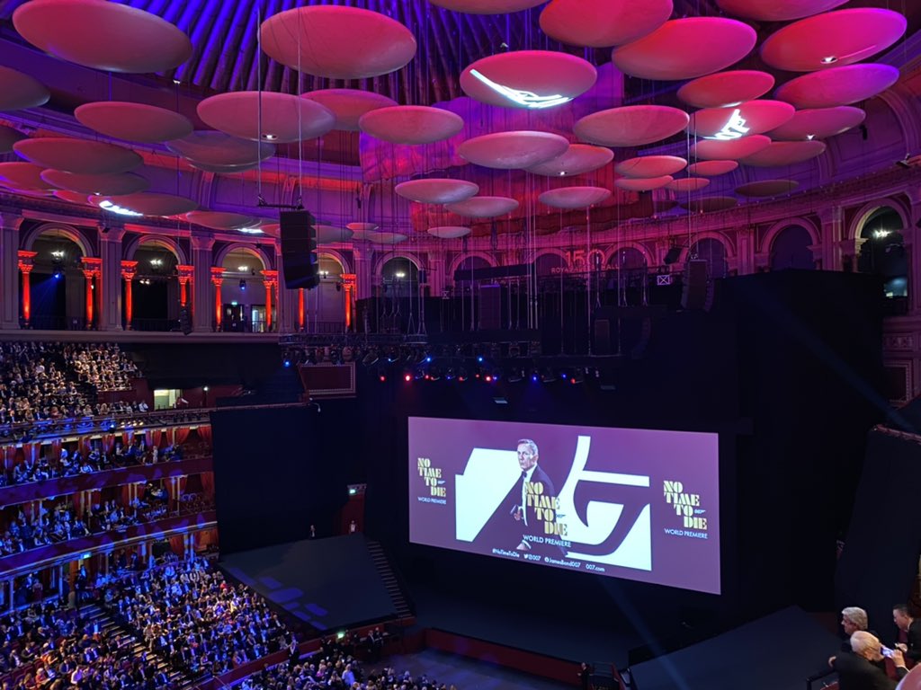 OMG 😎 #NoTimeToDie