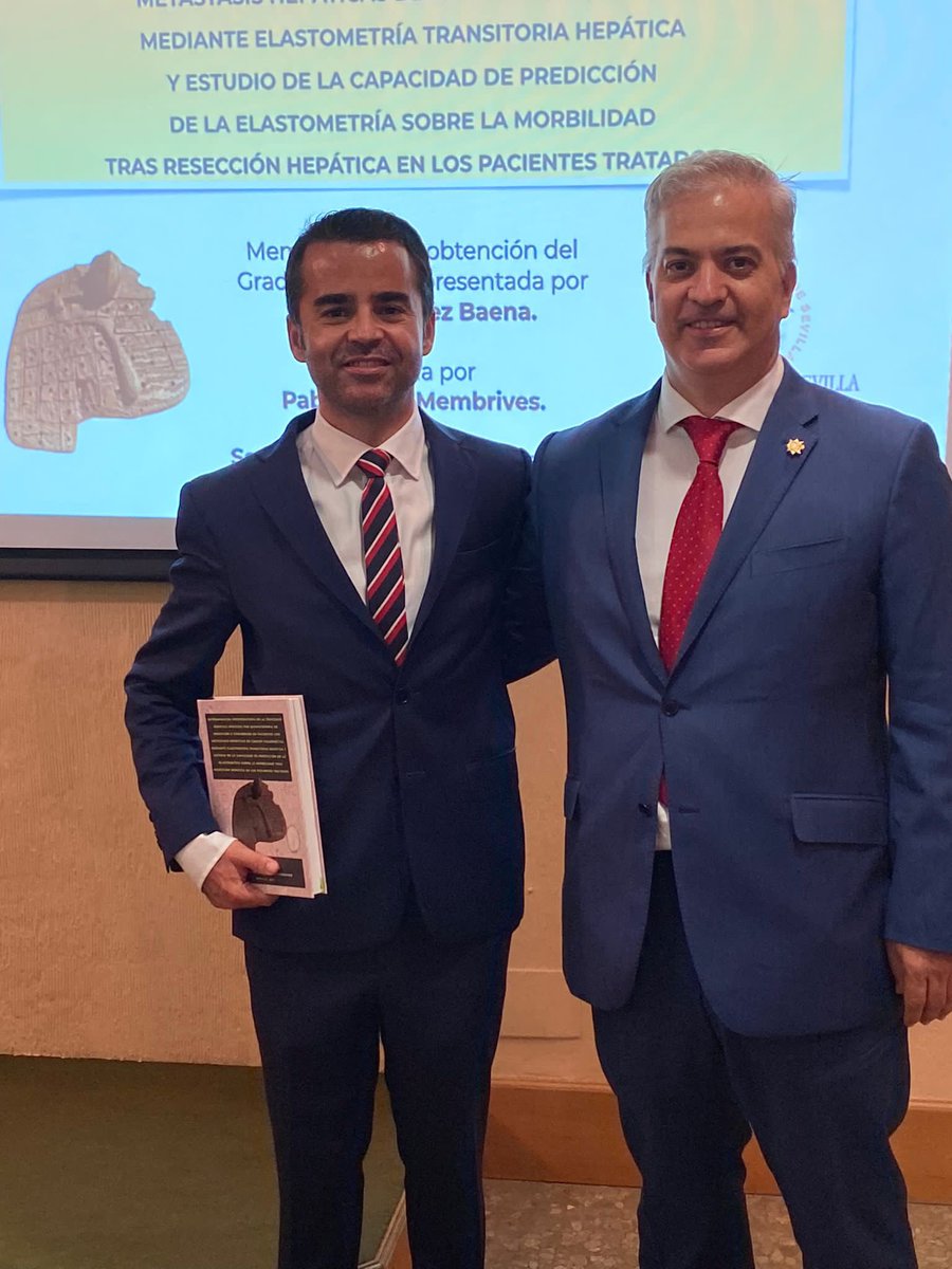 dariobaena's tweet photo. Después de varios años de trabajo, ya puedo decirlo: ¡soy Doctor!. Gracias a mi director de tesis @PParraMembrives por su guía y ayuda, y a mi familia por su paciencia y cariño en el camino hasta llegar aqui. https://t.co/rgxMQBaweX