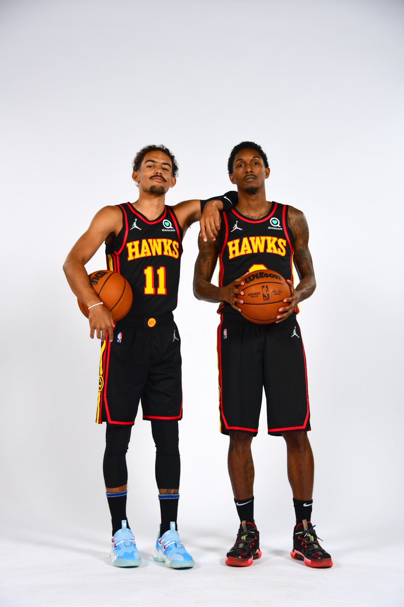 TheTraeYoung's tweet photo. Year 4 ! ❄️🙏🏽❤️💯 https://t.co/SU6SJp60Kp