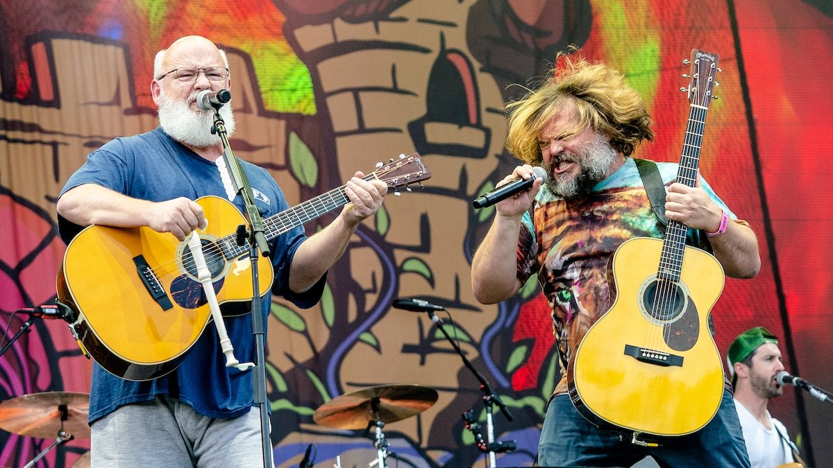 Tenacious D finally come clean on which song is the greatest in the world in this new exclusive interview with @HeavyConsequenc: cos.lv/Cpcj50Gi6v3 @TenaciousD