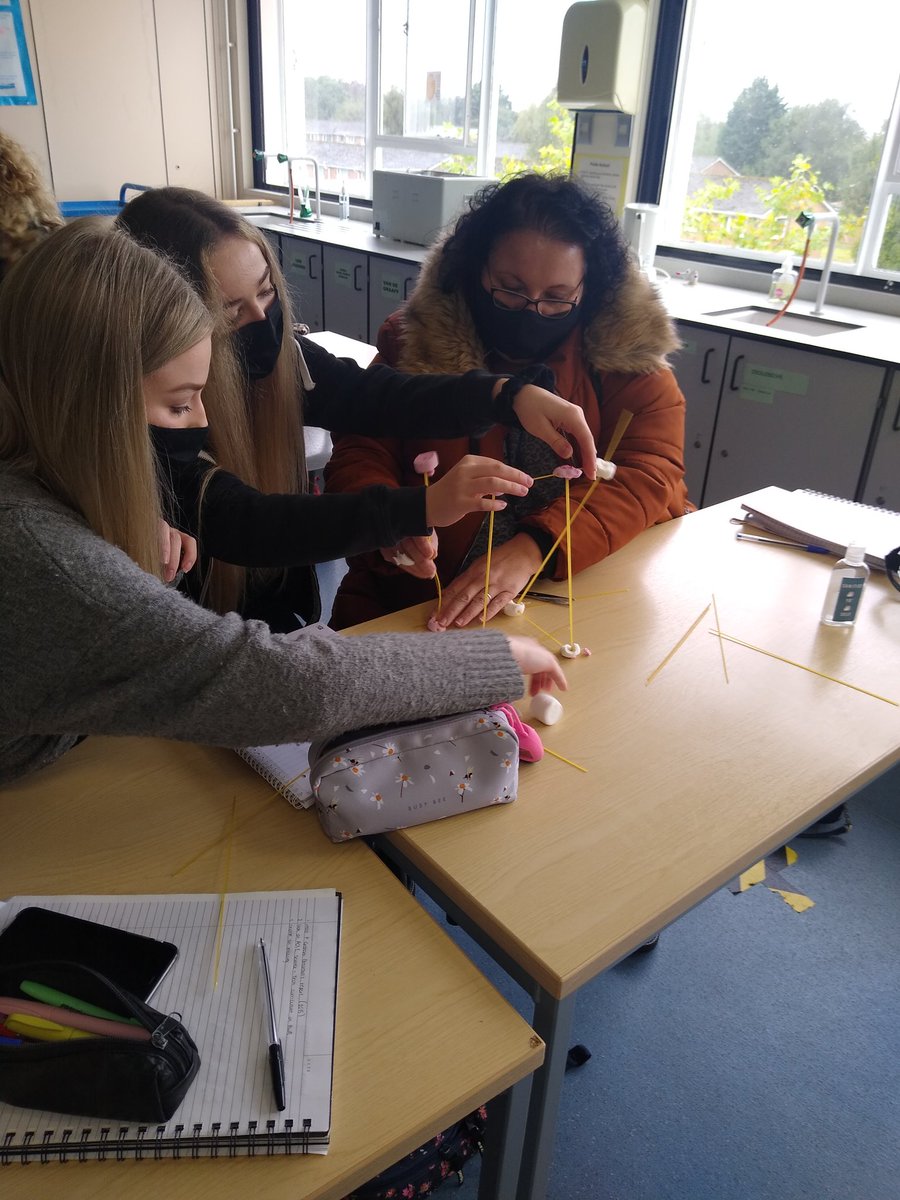 Fenn5Lisa's tweet photo. What a pleasure to work with Cardiff Partnership BA (QTS) year 1 teachers of the future today; Group C taking part in the Marshmallow challenge. @Fenn5Lisa @jordan_allers @rowlands_bethan @ITEcardiffmet https://t.co/GKKQeHGM7L