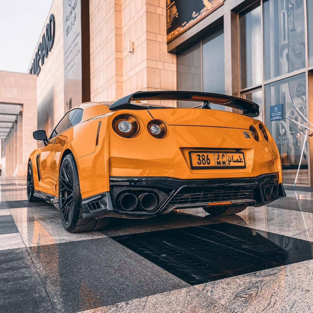 Nissan GTRs tweet media