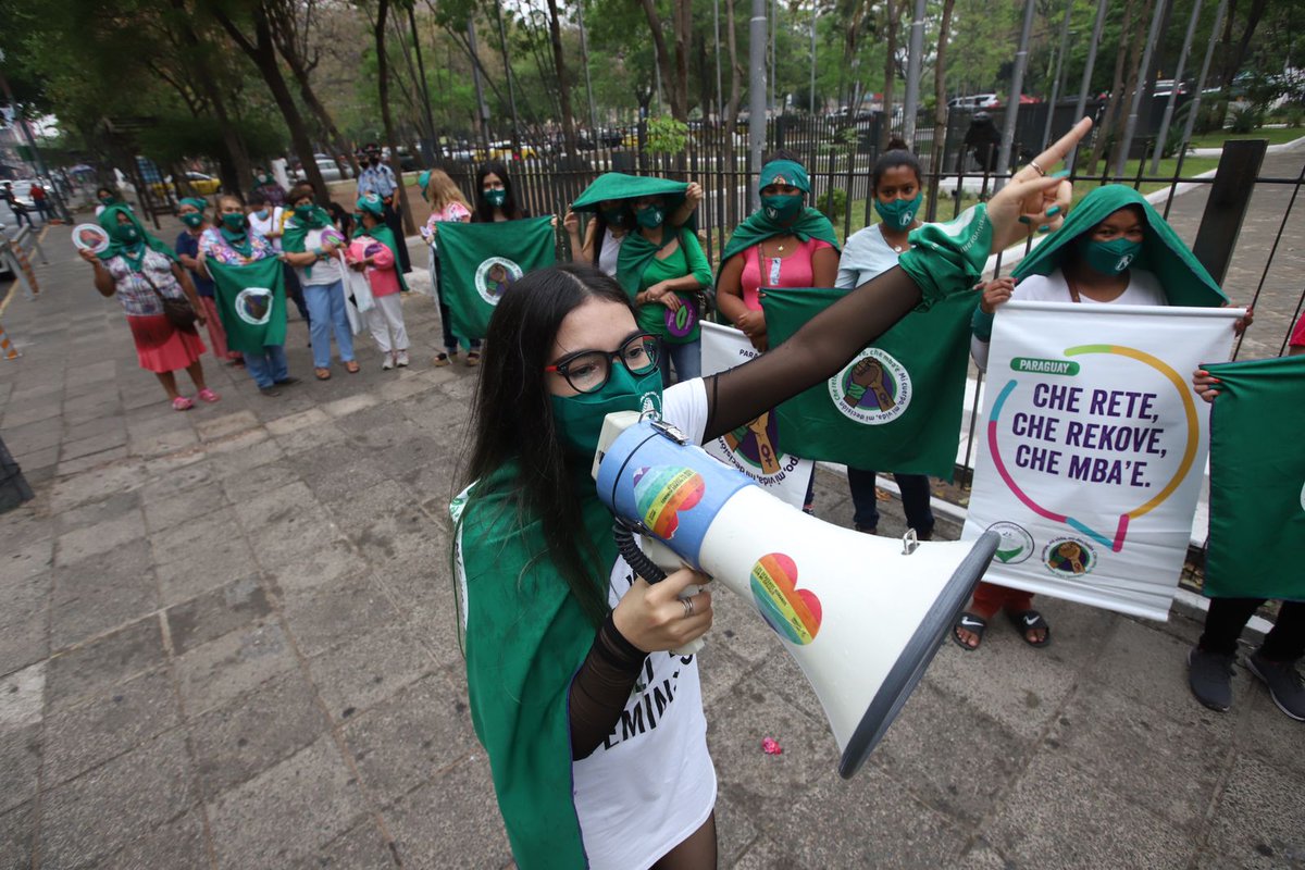 CLADEMPARAGUAY's tweet photo. 🙌CLADEMPY presente en el acto frente al Panteón de los Héroes exigiendo:
👉¡Educación Sexual Integral YA!
👉¡Aborto legal, seguro y gratuito para América Latina y el Caribe!
#AbortoLegalYa #28S #C28Py
#HablemosDeAborto #Ñañomongeta
#C28S https://t.co/UI3GI8BTdz