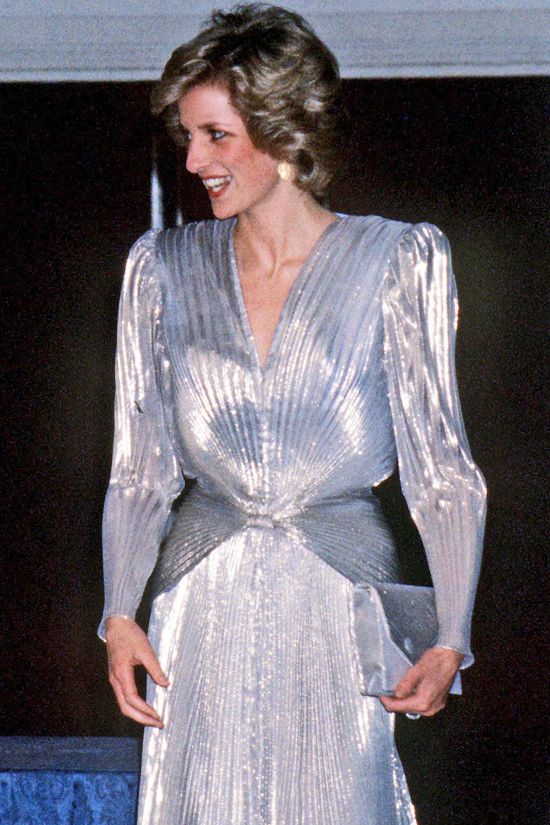 Starflower68's tweet photo. @RE_DailyMail bond premiere 1985, A View to a Kill https://t.co/Anilo8FmgB