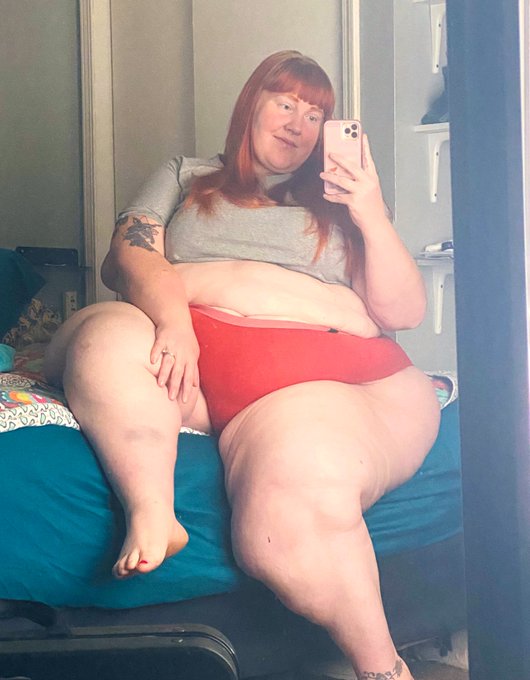 Hiii I love you!!! I&rsquo;ll be in Alabama/Atlanta the end of October if you&rsquo;d like a session! 😘 https://t