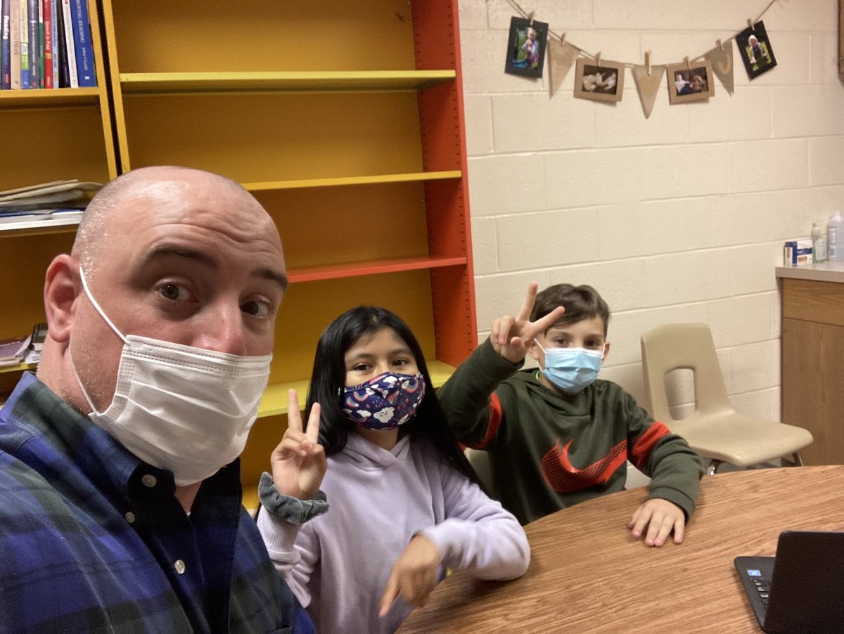 Student led morning announcements…
Great work scholars!  Thanks for the invite Mr. Siss.  Keep up the great work!