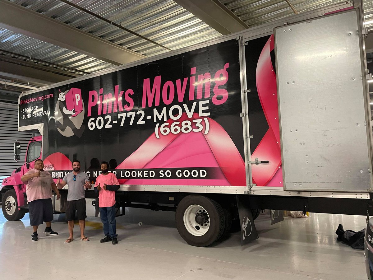 Pinks moving tweet media