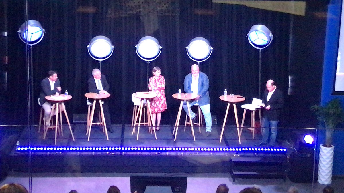 On enchaine sur la 3ème table ronde du #meeting <a href="/FDAOccitanie/">"Fiers d'être Artisans Occitanie"</a> 

« CMA une acteur de proximité »🤝

🗣 @Aguilera_CMA31 <a href="/FDAOccitanie/">"Fiers d'être Artisans Occitanie"</a> <a href="/FiersArtisans48/">Fiers Artisans 48</a> 
🗣 <a href="/MassasBernard/">Bernard Massas</a> <a href="/CPME66/">CPME 66</a> 
🗣 <a href="/vignal_florence/">Vignal Florence</a> <a href="/FiersArtisans48/">Fiers Artisans 48</a> 
🗣 Jean Jacques Planes <a href="/FiersArtisans66/">Fiers d'être Artisans 66</a> 

youtube.com/watch?v=uL3vcl…