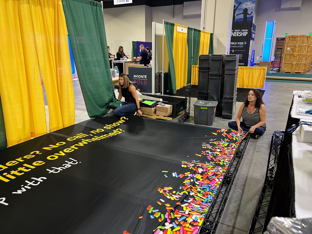 MackenzieHMG's tweet photo. The Haley Marketing team is hard at work setting up our booth at Staffing World! Be sure to stop by and say hi. We are at booth 615 and look forward to seeing and speaking with everyone! https://t.co/xdXBCqodns