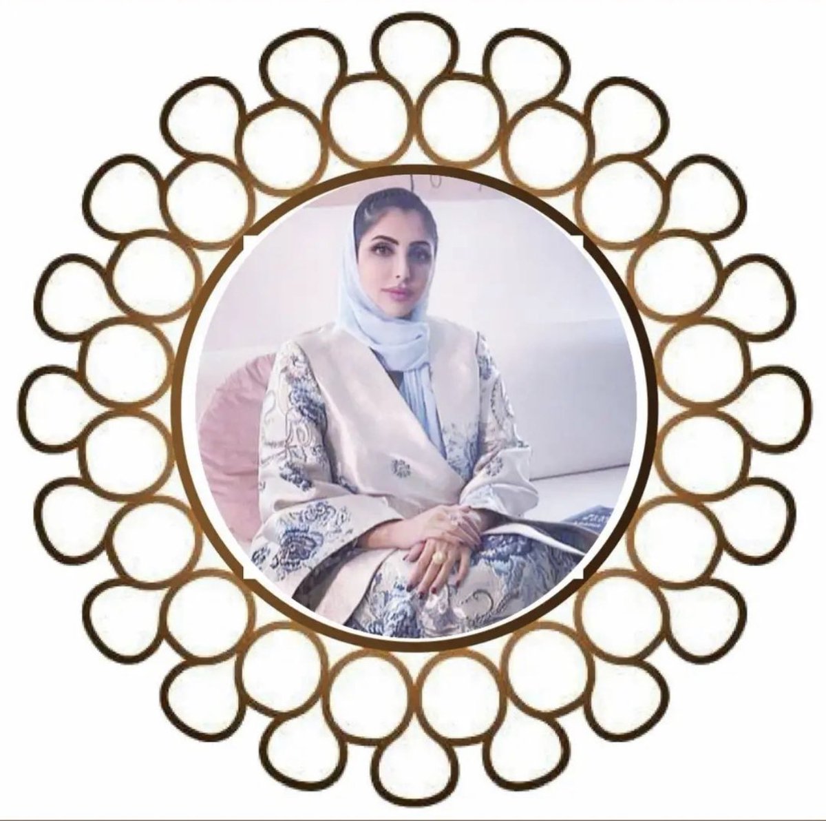 LadyVelvet_HFQ's tweet photo. #ExpoDubai2020 
Who’s going? https://t.co/Nv0ZZ30p6h