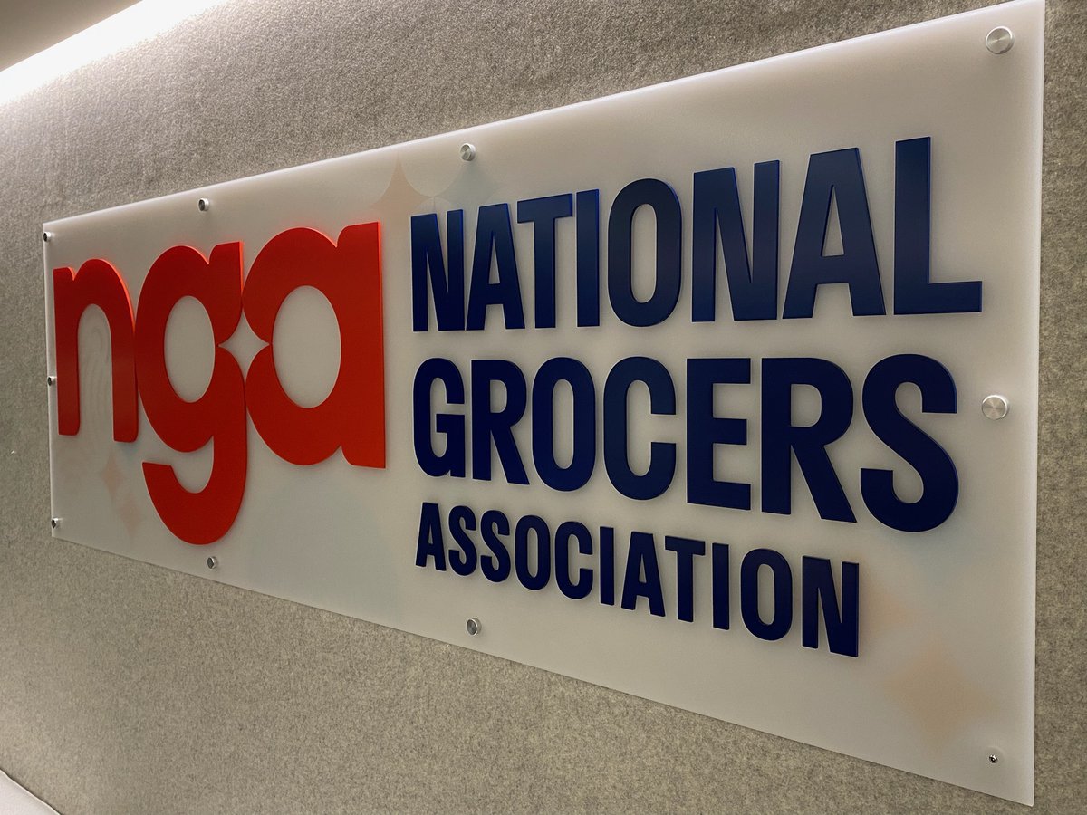 Feels good walking into our office located in DC and seeing our new comprehensive rebranding elements displayed throughout!😍 Independent grocers are at the heart of communities throughout the country and it's an honor to represent their interests! ❤️🛒