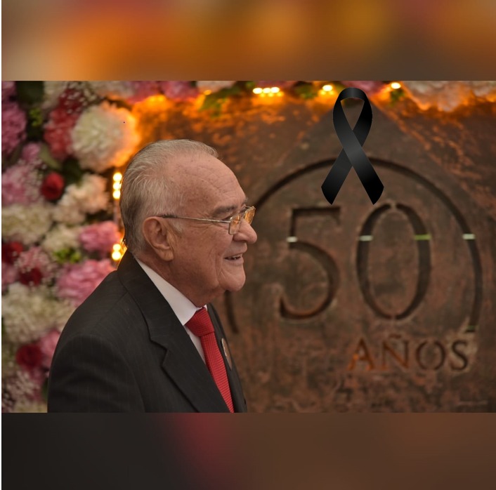 COMESA_RICO's tweet image. Debemos  despedir a nuestro  fundador el señor Gonzalo Rico Osorio, empresario, padre, amigo y formador de muchas personas quienes tuvieron el placer de conocerle.