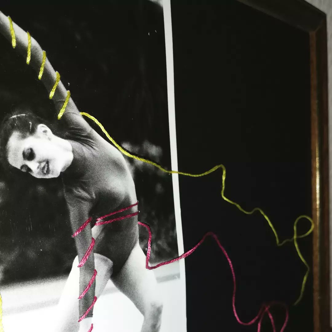 Bulle_Tine's tweet photo. DISPO/AVAILABLE 

2e broderie sur une photo d'un lot datant des années 80, représentant des gymnastes en pleine action, et trouvé en brocante 🤩 Ici la gymnaste bulgare Iliana Raeva au Tournoi international de GRS de Corbeil Essonnes de 1981🤸‍♀️🥇 

#embroidery #ilianaraeva https://t.co/mujBPRc2fF