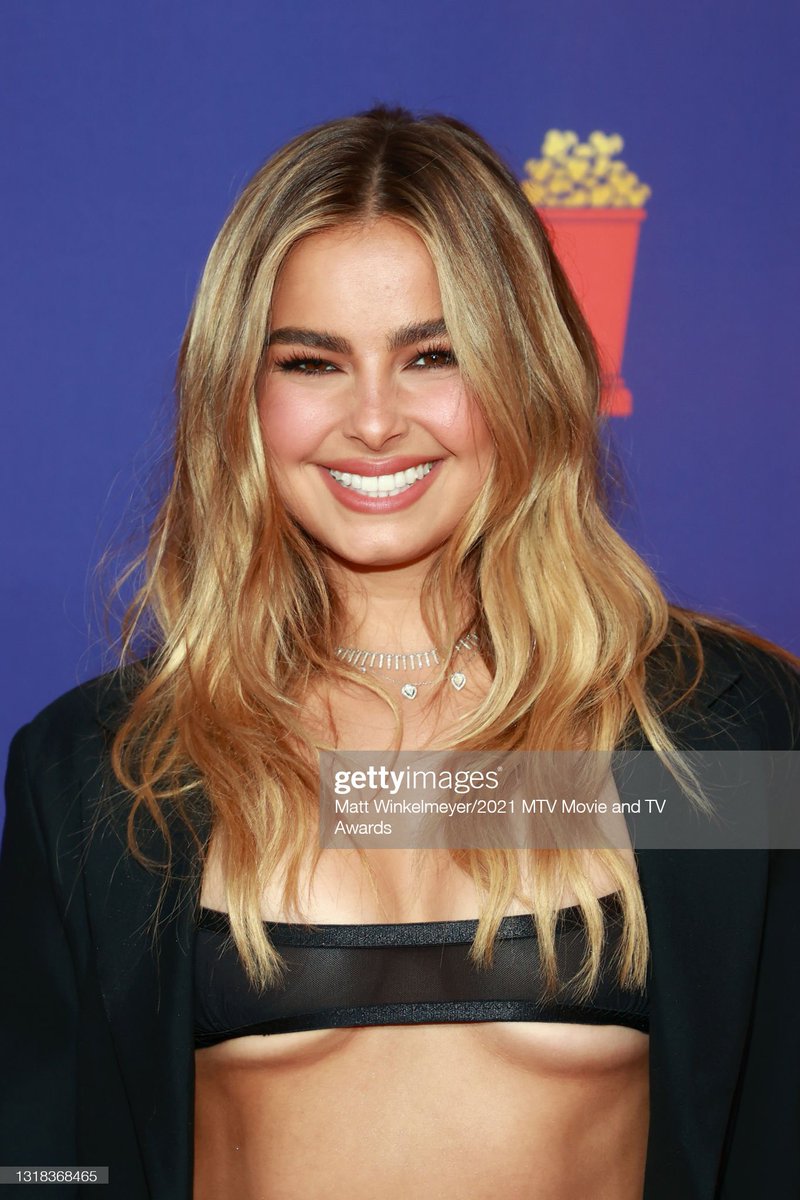 lexilivia's tweet photo. 5. favorite look #15DaysWithAddi 

@whoisaddison >>> https://t.co/ds7hyICOcn