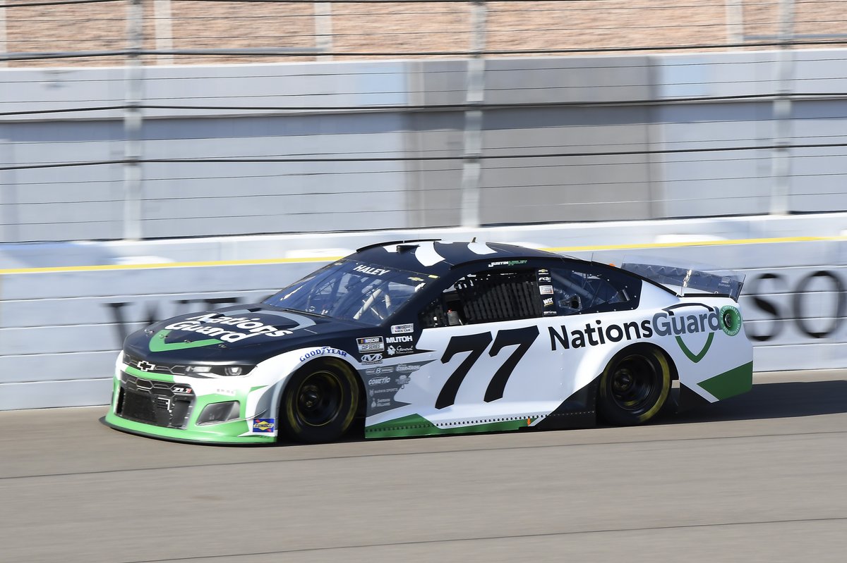 SpireMotorsport's tweet image. Our guys fought hard, all night long!

@CoreyLaJoie | @Justin_Haley_ 

#SouthPoint400