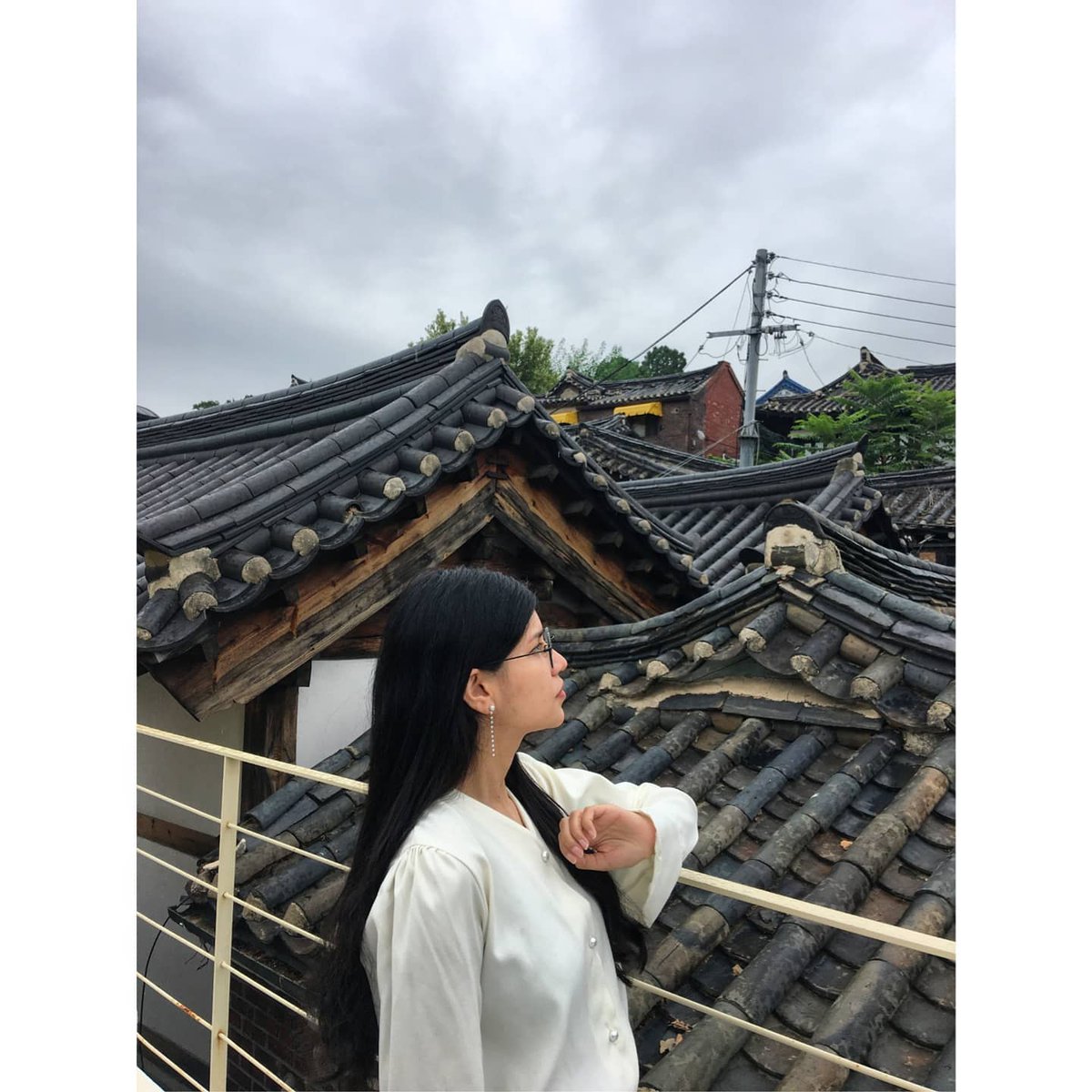 ChibiiTima's tweet photo. ☁️𝘌𝘷𝘦𝘳𝘺 𝘤𝘭𝘰𝘶𝘥 𝘩𝘢𝘴 𝘢 𝘴𝘪𝘭𝘷𝘦𝘳 𝘭𝘪𝘯𝘪𝘯𝘨☁️

📸 @ummurosesum

📸 https://t.co/aRzlsQvVxJ via https://t.co/9fZWjcBdyx https://t.co/cNGy1CYQtv