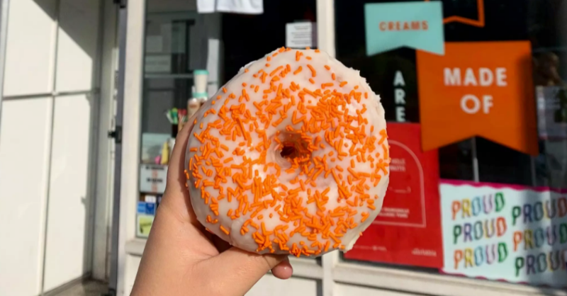 brillcomm's tweet photo. Today is National Day for Truth and Reconciliation and all across Toronto proceeds from sales made at donut shops will go towards supporting residential school survivors. Find out more in this @BlogTO article.