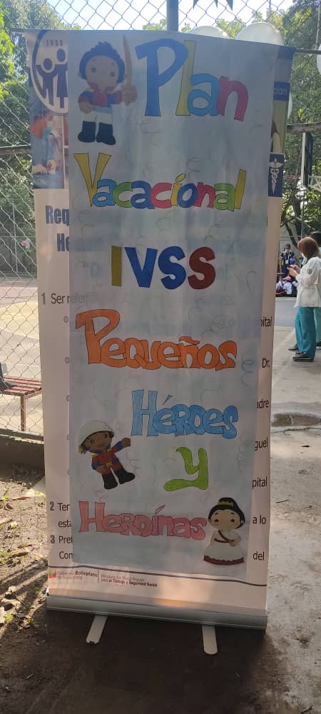 ivssoficial's tweet photo. Con juego de Kikimbol en el #ParqueAlíPrimera, las hijas e hijos de los trabajadores del @HMPC1970IVSS, disfrutaron el Plan Vacacional “Héroes y Heroínas”.#VenezuelaContraLaXenofobia #SomosGarantíaDeSeguridadSocial @MagaGutierrezV @NicolasMaduro https://t.co/hjkXd7bdto