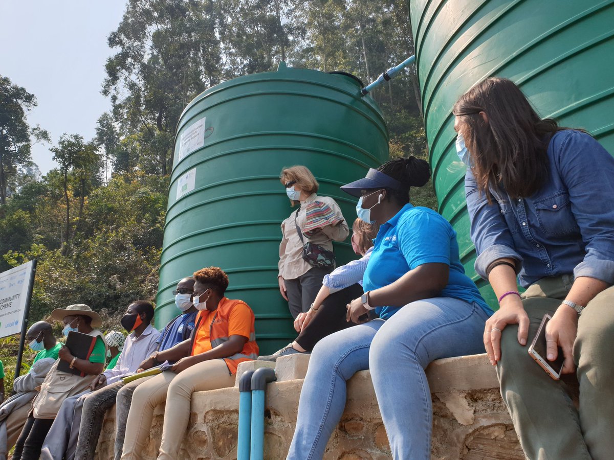 #ForEveryChild, safe water💧. Village heads of Mheuka & Derera in Chimanimani Dist, Manicaland said the Gravity Fed Piped Water Scheme has increased💧access. #BuildingBetter post🌀Idai. @UNICEFZIMBABWE,@UNFPA_Zimbabwe, @euinzim, @UsaidZimbabwe joint mission