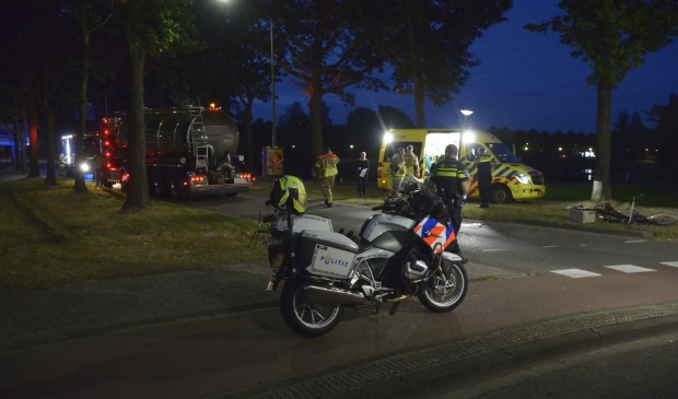Meisje zwaargewond na aanrijding met vrachtwagen op Couperuslaan