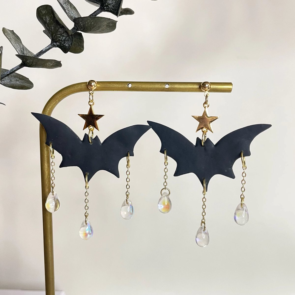 celest_co_'s tweet image. 🦇🦇✨FREAKIN BATS ✨🦇 🦇