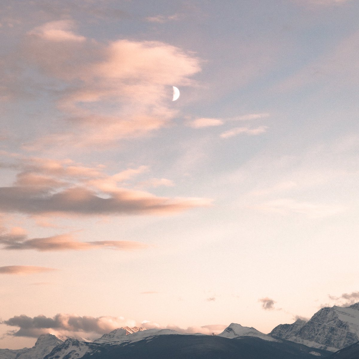 WallaBare's tweet photo. places we dreamt of https://t.co/V0fPebF6ar