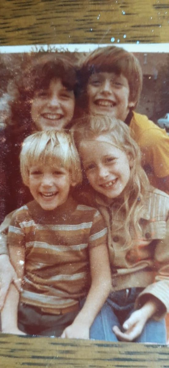 Emmy628's tweet photo. Uncle Johnny lost his battle with brain cancer early Monday morning. His mom, siblings, and son are morning the loss of a young life. #glioblastomaawareness #braincancer https://t.co/vzkSIKIyF0