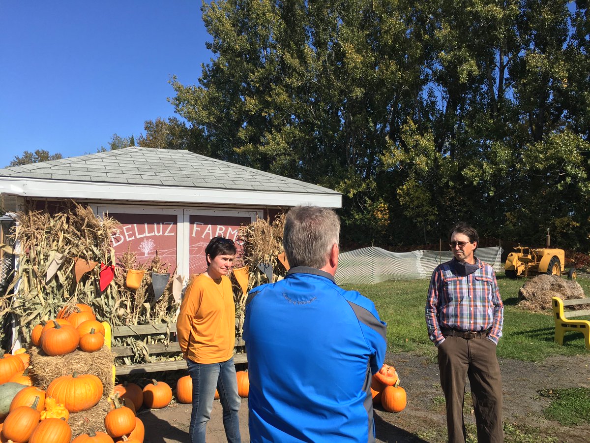 SenatorRobBlack's tweet photo. The last stop of my #ThunderBay #OntAg tour was @BelluzFarms to check out their operation &amp; to learn more about @SuperiorSeasons. Thanks Kevin &amp; Jodi for supporting &amp; feeding your community, &amp; for sharing your thoughts on #CdnAg with @OntarioFarms President @PeggyBrekveld &amp; I! https://t.co/8tK0HyAxwA