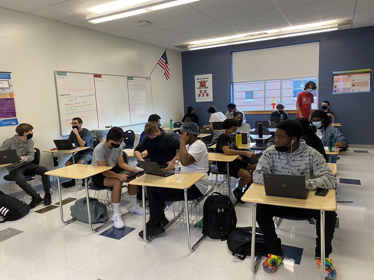 stgitacad tweet media