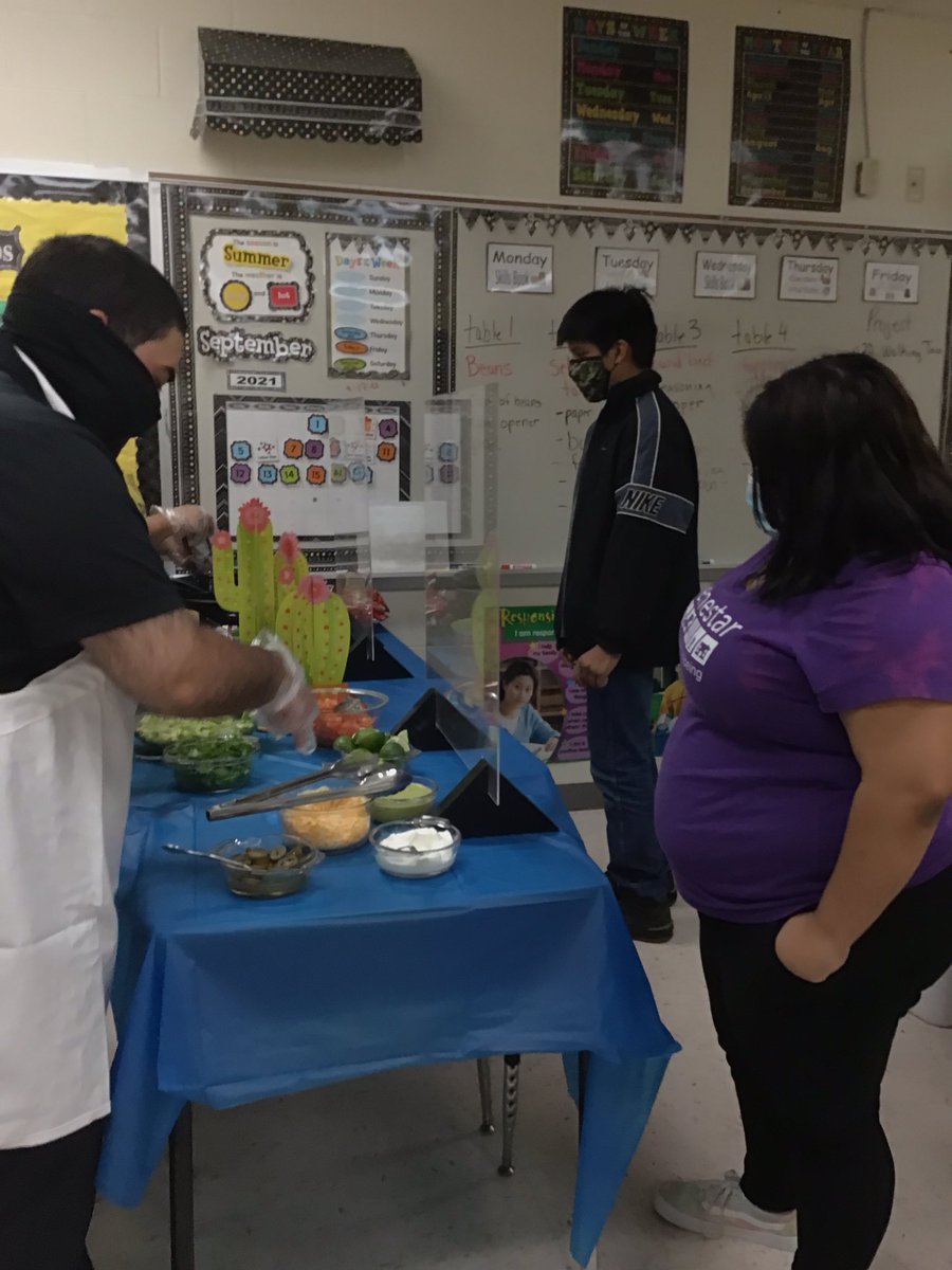 RHHS_Champs's tweet photo. Taco Tuesday: Walking Tacos was a hit. Students researched recipes, made a grocery list, prepared the meal, decorated for the event and enjoyed their walking tacos.@RHHS_Bobcats @ACardenas001 @CoachBlue2 @Asael_Ruvalcaba #WeAreRioHondo #BobcatNation https://t.co/UHE9Bjmd9m