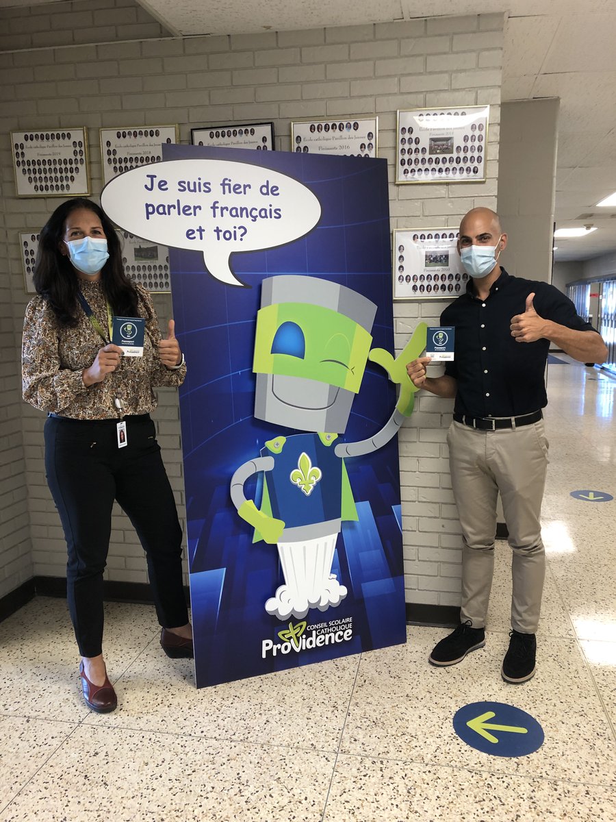 Prenons des risques ensemble, c'est comme ça qu'on apprend! Nous sommes fiers de lancer le projet du passeport de prises de risques aujourd'hui dans notre école. Joignez-nous et affichez votre progrès en utilisant le mot-clic #RobotFrancoCSCProvidence et  #étoilesdepavillon!