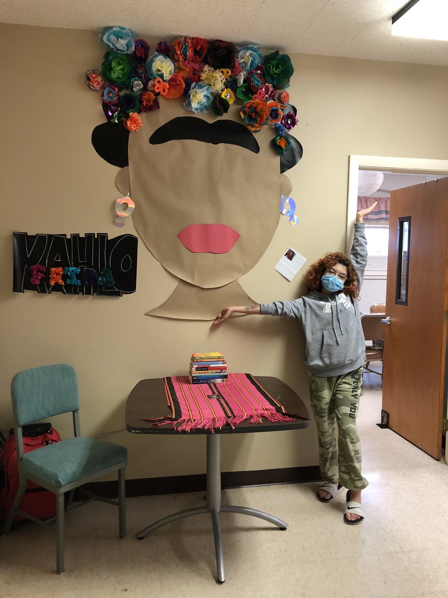 Our Hispanic Heritage community art project is complete! The ACCESS students delivered! Thanks, Lil E!! <a href="/BristolCTSchool/">Bristol Public Schools</a> #HispanicHeritage #InstagramInspiration #FridaKahlo