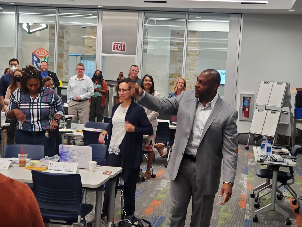 @R10_APLA tweet media