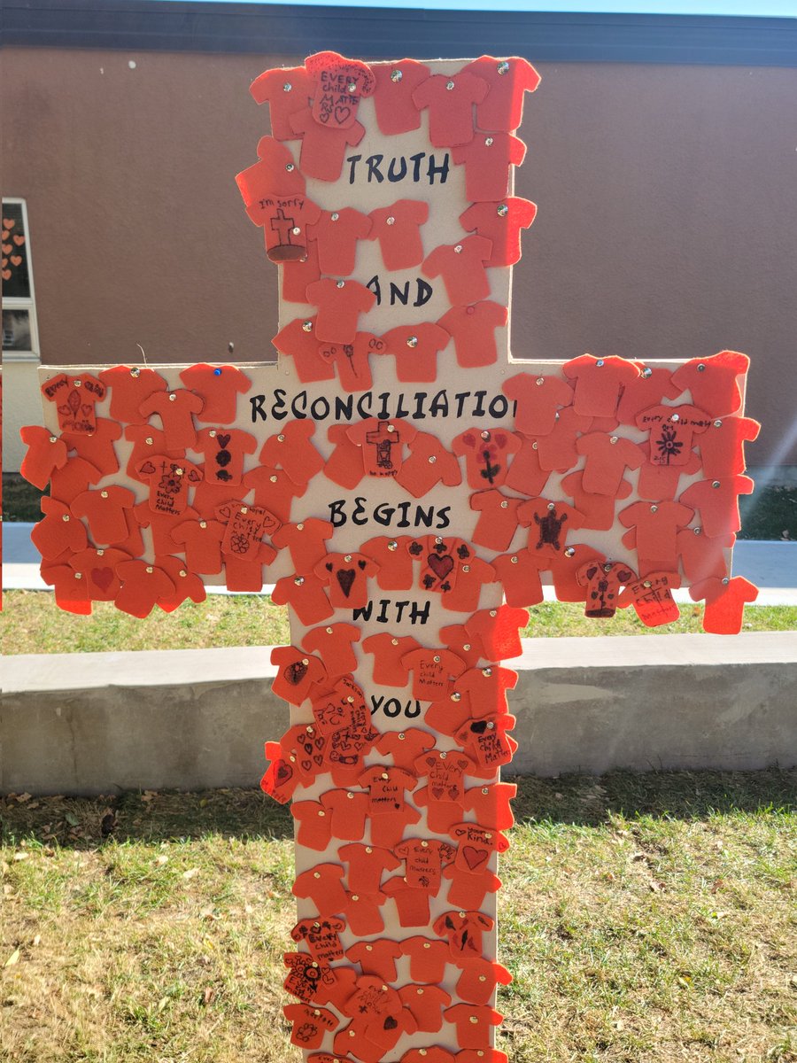 JRReid_BSD's tweet photo. The students and staff have created these commemorative symbols to Honor the pathway towards Truth and Reconciliation. https://t.co/xCmKTux629