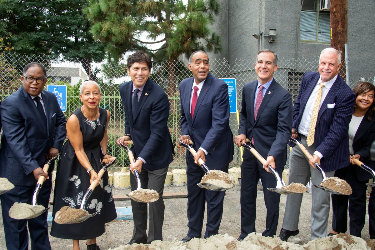 Today, we broke ground on our largest HHH project yet — the Weingart Towers, which will provide 278 permanent supportive housing units to our most vulnerable unhoused neighbors in Skid Row.

Thank you to <a href="/WeingartCenter/">Weingart Center</a> &amp; our partners for supporting this critical investment.