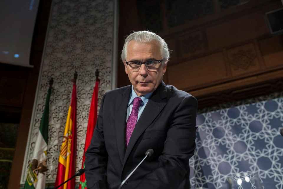 DiarioTalCual's tweet photo. Pdvsa contrató en 2016 al exjuez Garzón por más de 8,8 millones de euros #TalCual #ClaroyRaspao #CaritoVale https://t.co/R8WvpbU79P https://t.co/vcHFYy6ysd